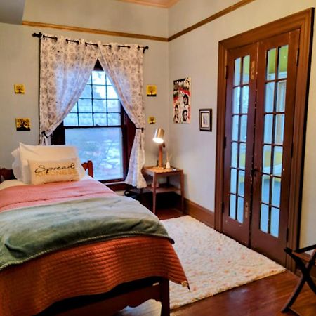 The Kings Throne Inn And Guest House Toledo Luaran gambar